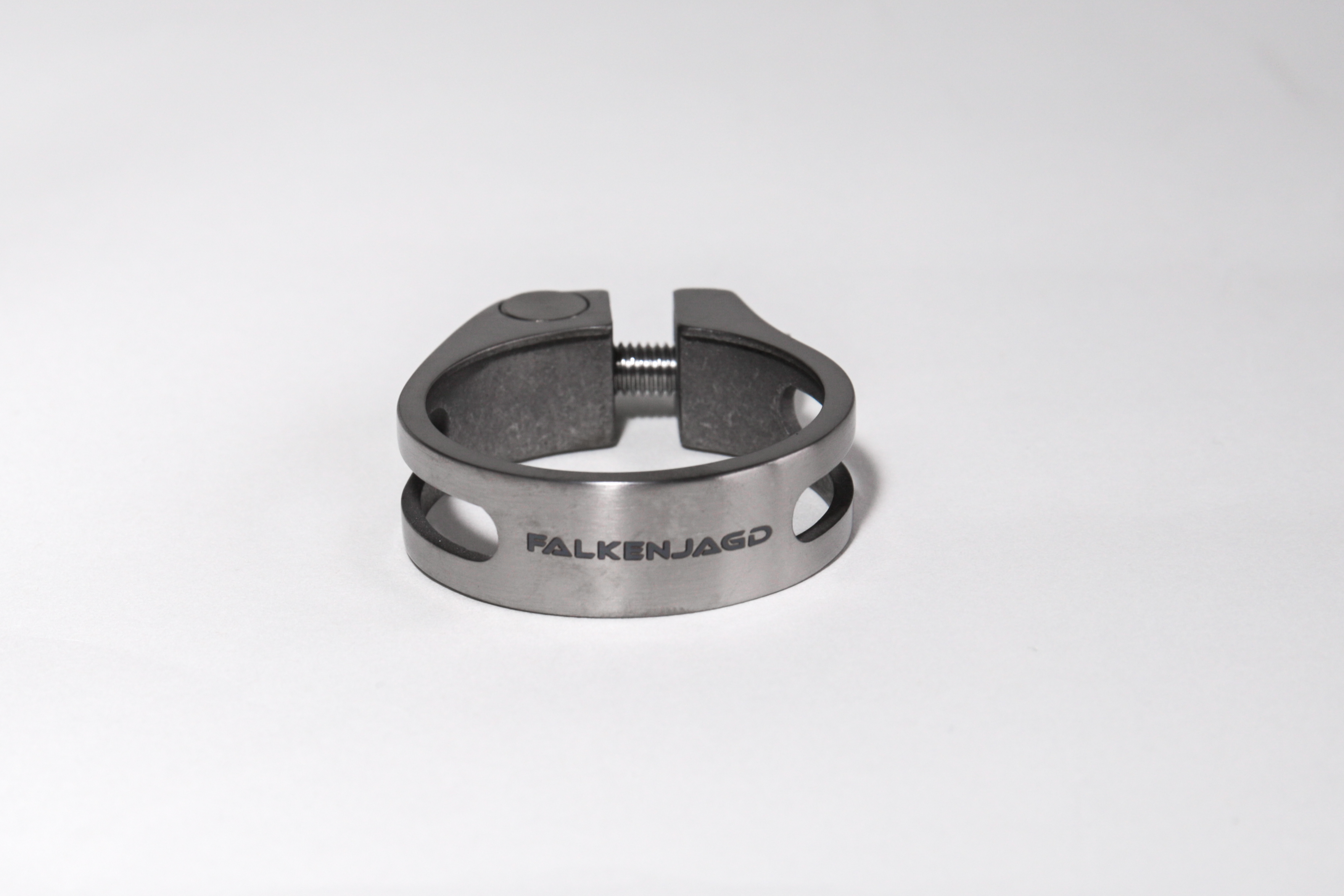 Falkenjagd Titan Sattelklemme (light) Falkenjagd Titan Sattelklemme (light)