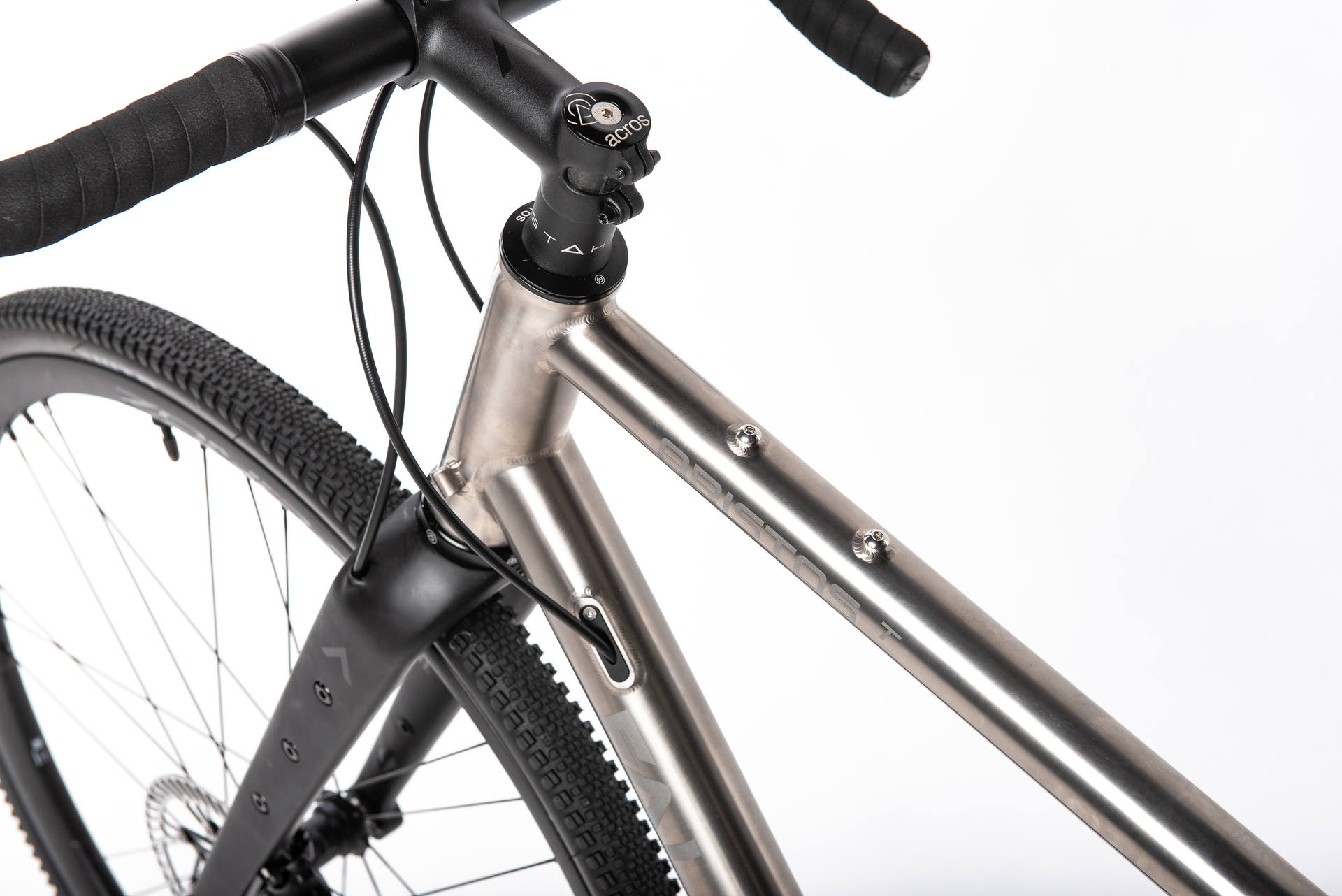 Der puristische Titan-Allrounder